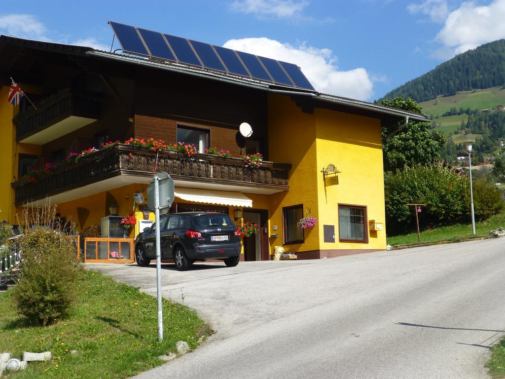 Guesthouse Mountain View Großkirchheim Екстериор снимка